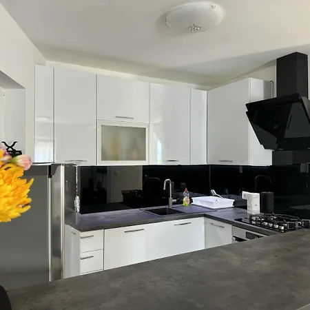Heart Of Stone Apartment Tulisevica